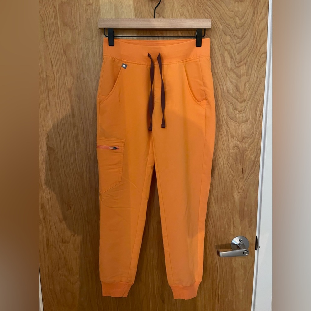 FIGS Zamora Jogger Scrub Pants size XXS petite - Picture 3 of 5